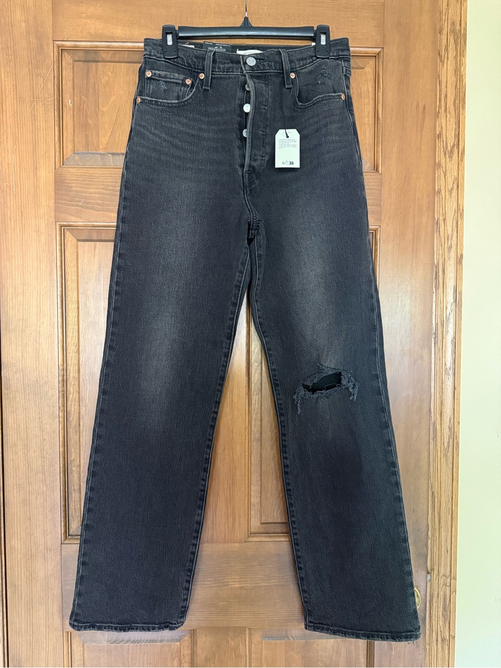 Levi's Women's Black Straight-Leg Jeans with Knee Distress